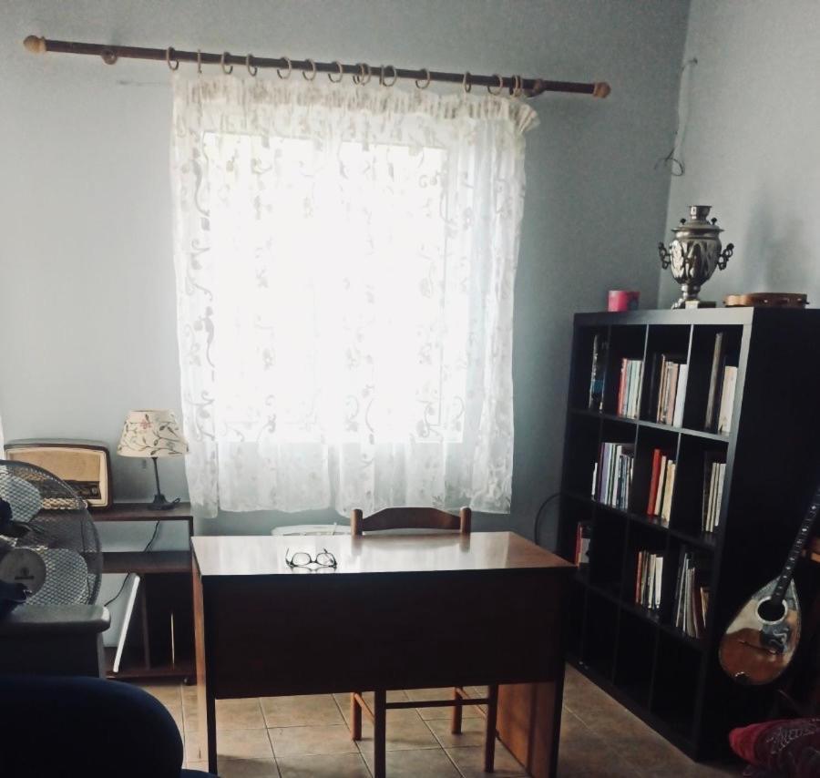 Relaxing At Holiday home *